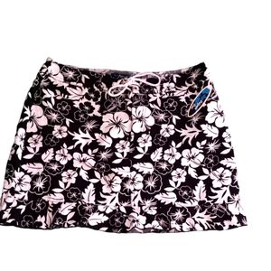 - RUFFLED SKIRT SWIM SUIT COVER UP NWT